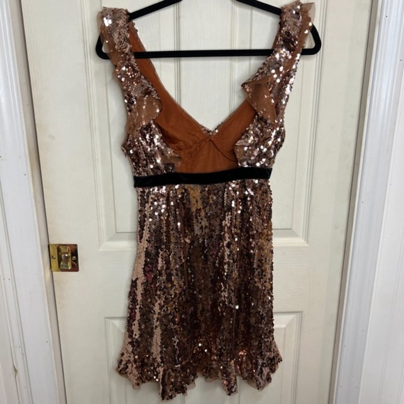 NWT Free People Tribeca Holiday Sequins Bronze Cocktail Glam Dress Size 6 - Picture 3 of 11